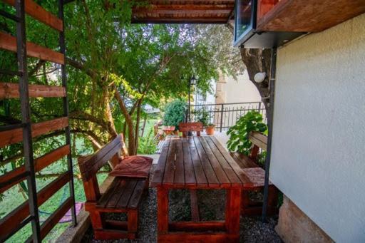 הרצג-נובי Apartments Savic מראה חיצוני תמונה